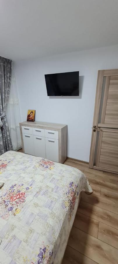קאמפולונג מולדובנסק Apartament Bianca מראה חיצוני תמונה